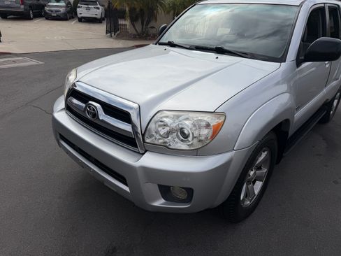 Used 2006 Toyota 4Runner 2WD SR5 V8 image 9