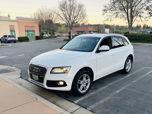 Used 2017 Audi Q5 Premium Plus image 4