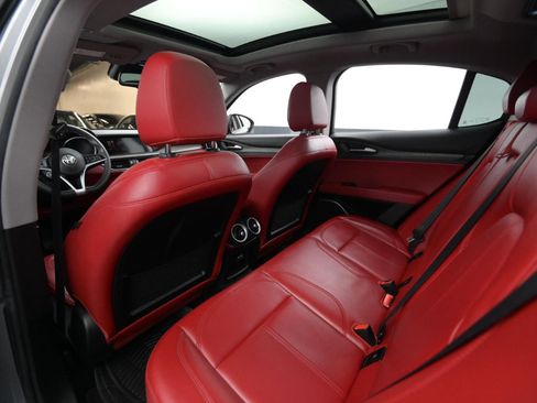 Used 2019 Alfa Romeo Stelvio Ti image 43