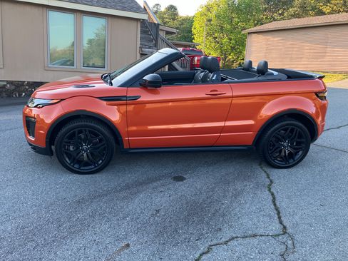Used 2018 Land Rover Range Rover Evoque HSE Dynamic image 7