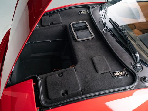 Used 1997 Ferrari F355 Berlinetta image 38