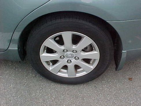 Used 2009 Toyota Camry XLE image 41