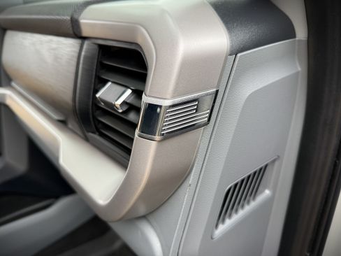 Used 2023 Ford F150 XLT image 30