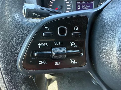 Used 2022 Mercedes-Benz Sprinter 2500 144 Cargo image 11