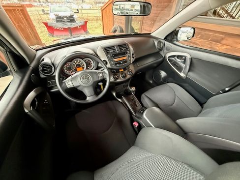 Used 2011 Toyota RAV4 Sport image 15