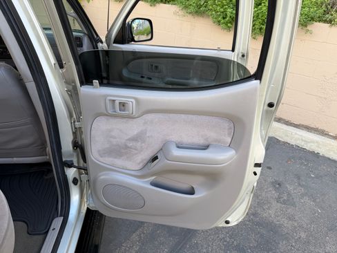 Used 2004 Toyota Tacoma TRD Off-Road image 28