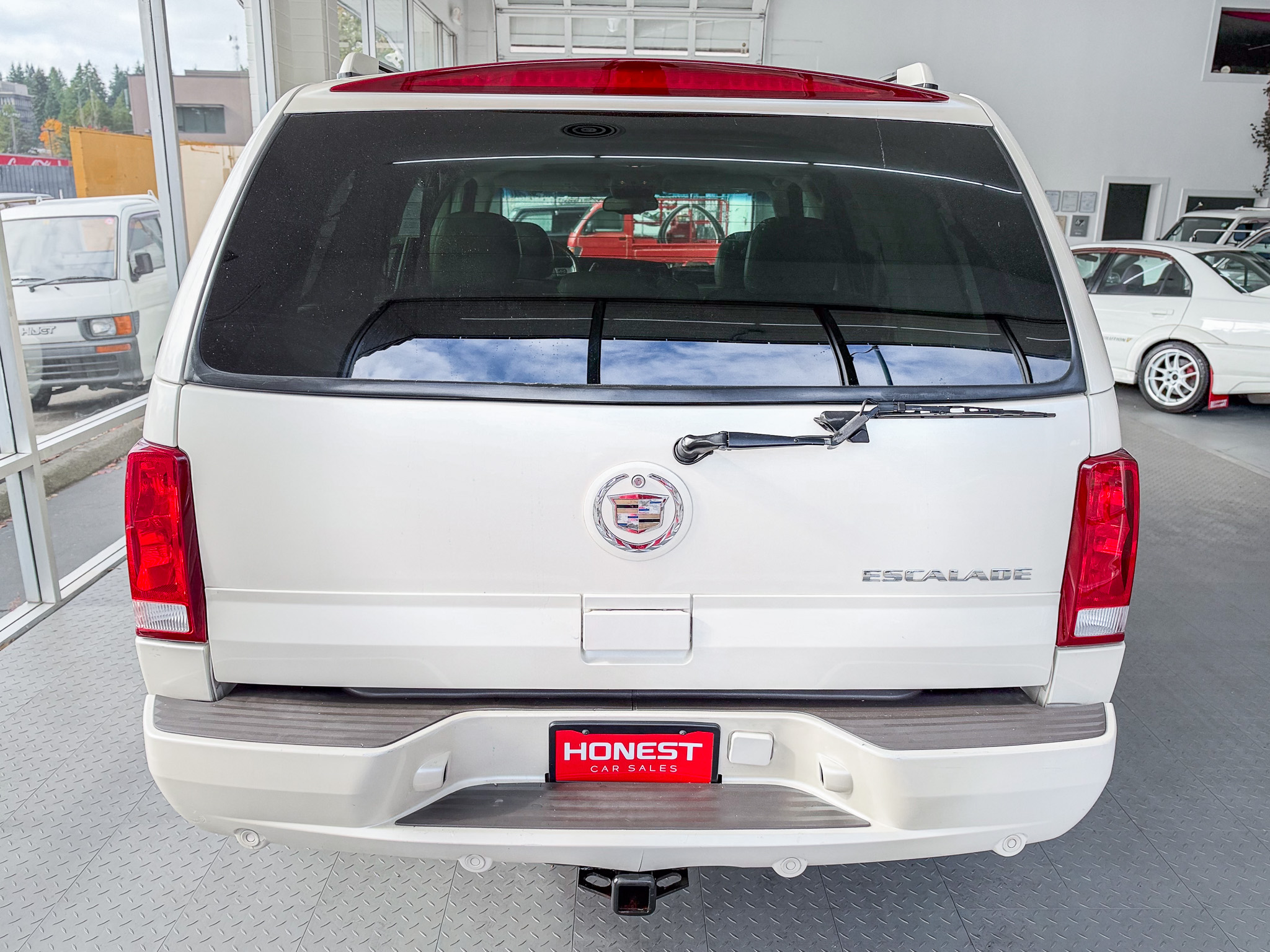 Used 2003 Cadillac Escalade AWD image 5