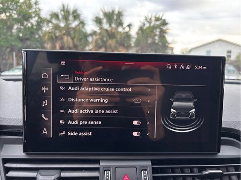 Used 2023 Audi Q5 2.0T Premium image 34