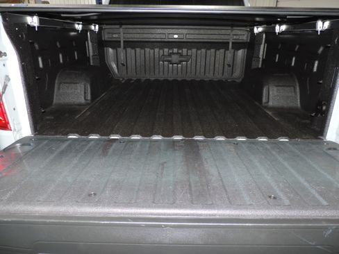 Used 2024 Chevrolet Silverado 1500 RST AWD/4WD image 21