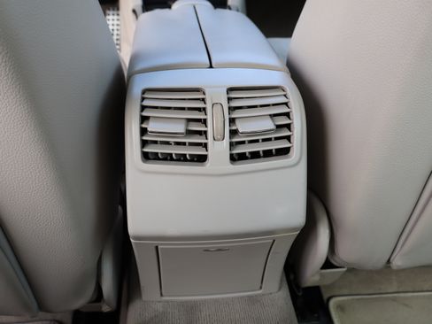 Used 2015 Mercedes-Benz E 350 Sport image 16