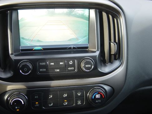 Used 2018 Chevrolet Colorado Z71 image 10