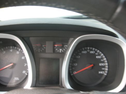 Used 2016 Chevrolet Equinox LT image 9