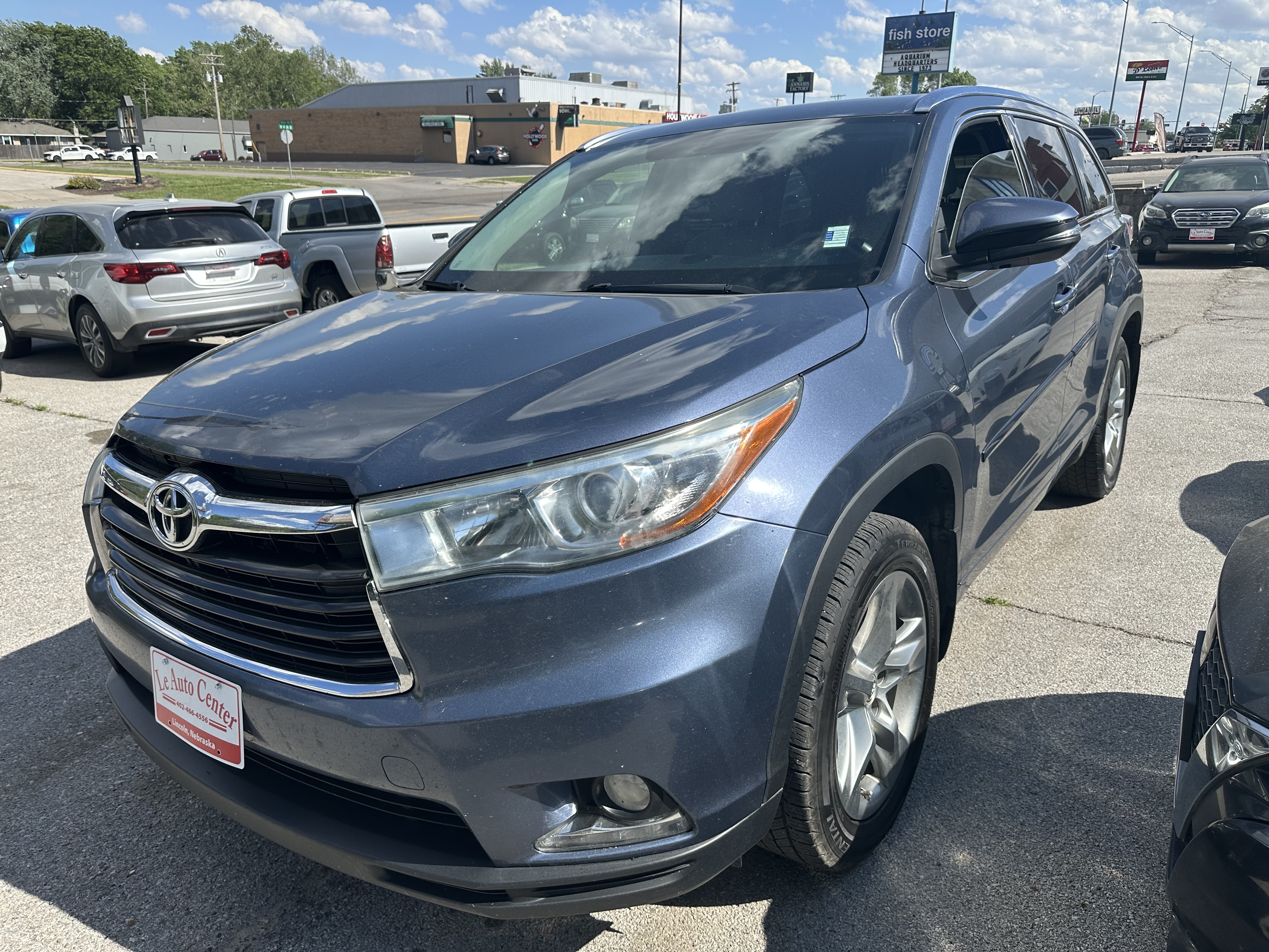 Used 2016 Toyota Highlander Limited AWD/4WD image 6