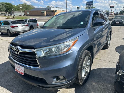 Used 2016 Toyota Highlander Limited image 6
