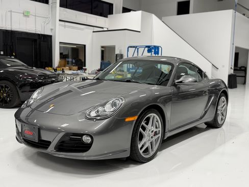 Used 2009 Porsche Cayman S image 3