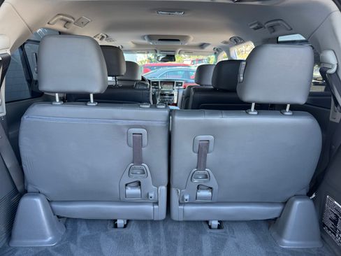 Used 2009 Lexus LX 570 image 20