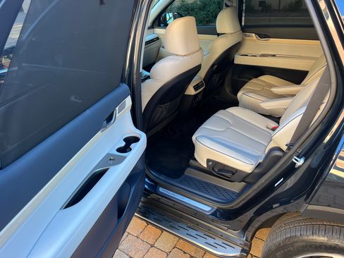 Used 2023 Hyundai Palisade Limited image 14