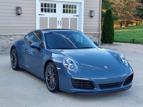 Used 2017 Porsche 911 Carrera 4S image 8