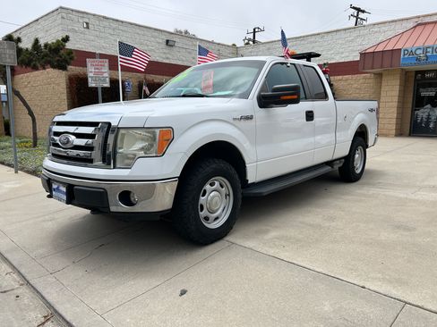 Used 2010 Ford F150 4x4 SuperCab image 1
