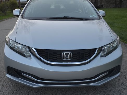 Used 2013 Honda Civic LX image 7