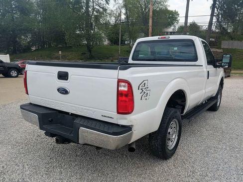 Used 2015 Ford F250 4x4 Regular Cab Super Duty image 4