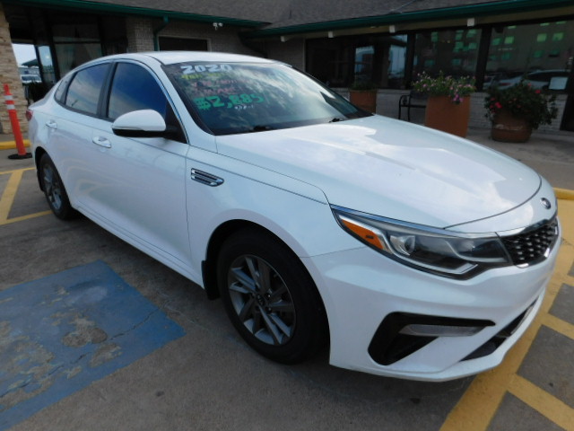 Used 2020 Kia Optima LX FWD image 1