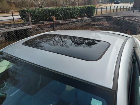 Used 2012 Honda Civic EX-L image 9