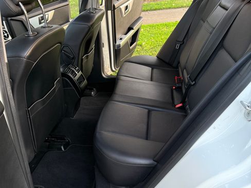 Used 2015 Mercedes-Benz GLK 350 image 9