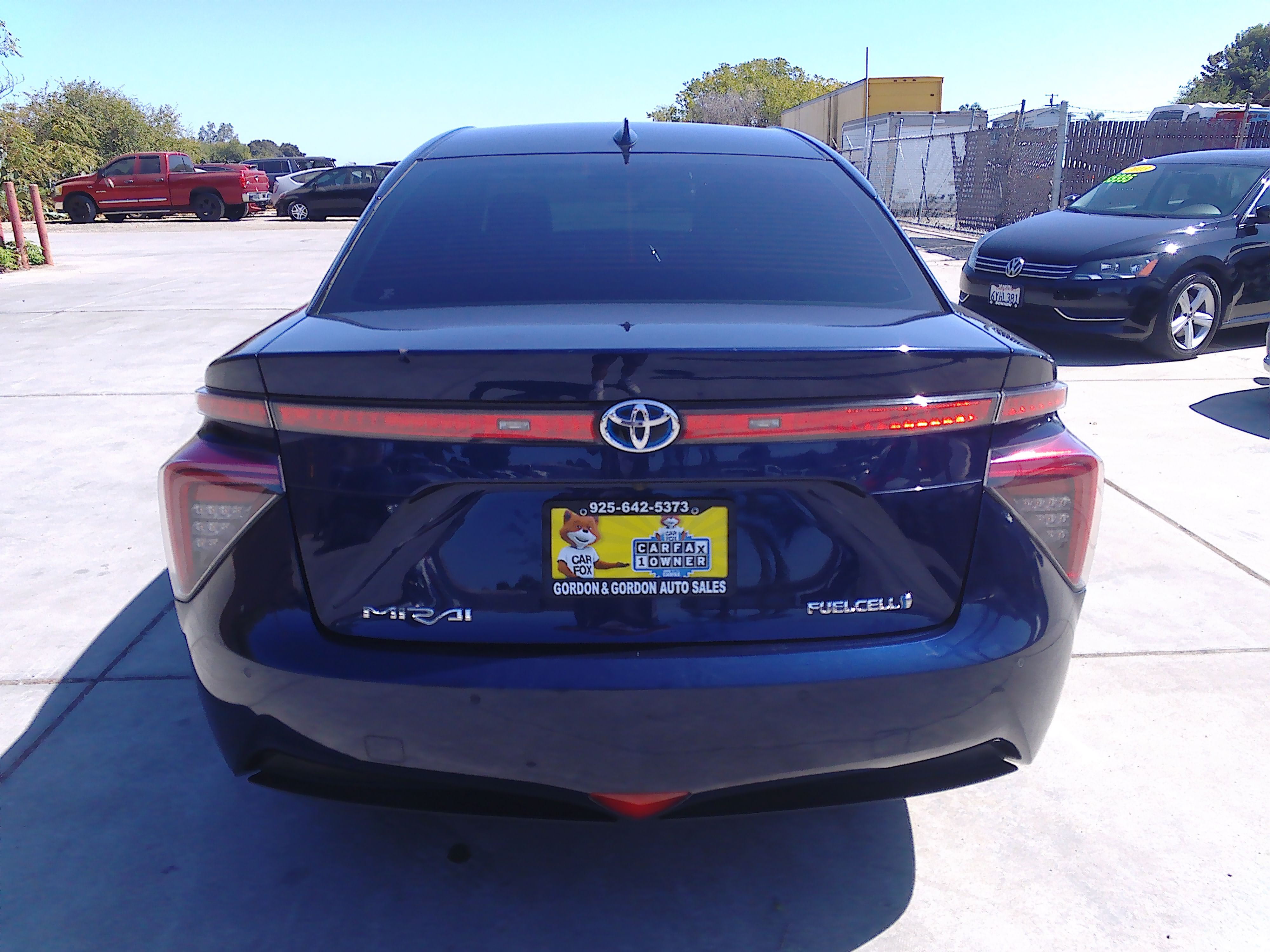 Used 2017 Toyota Mirai FWD image 6
