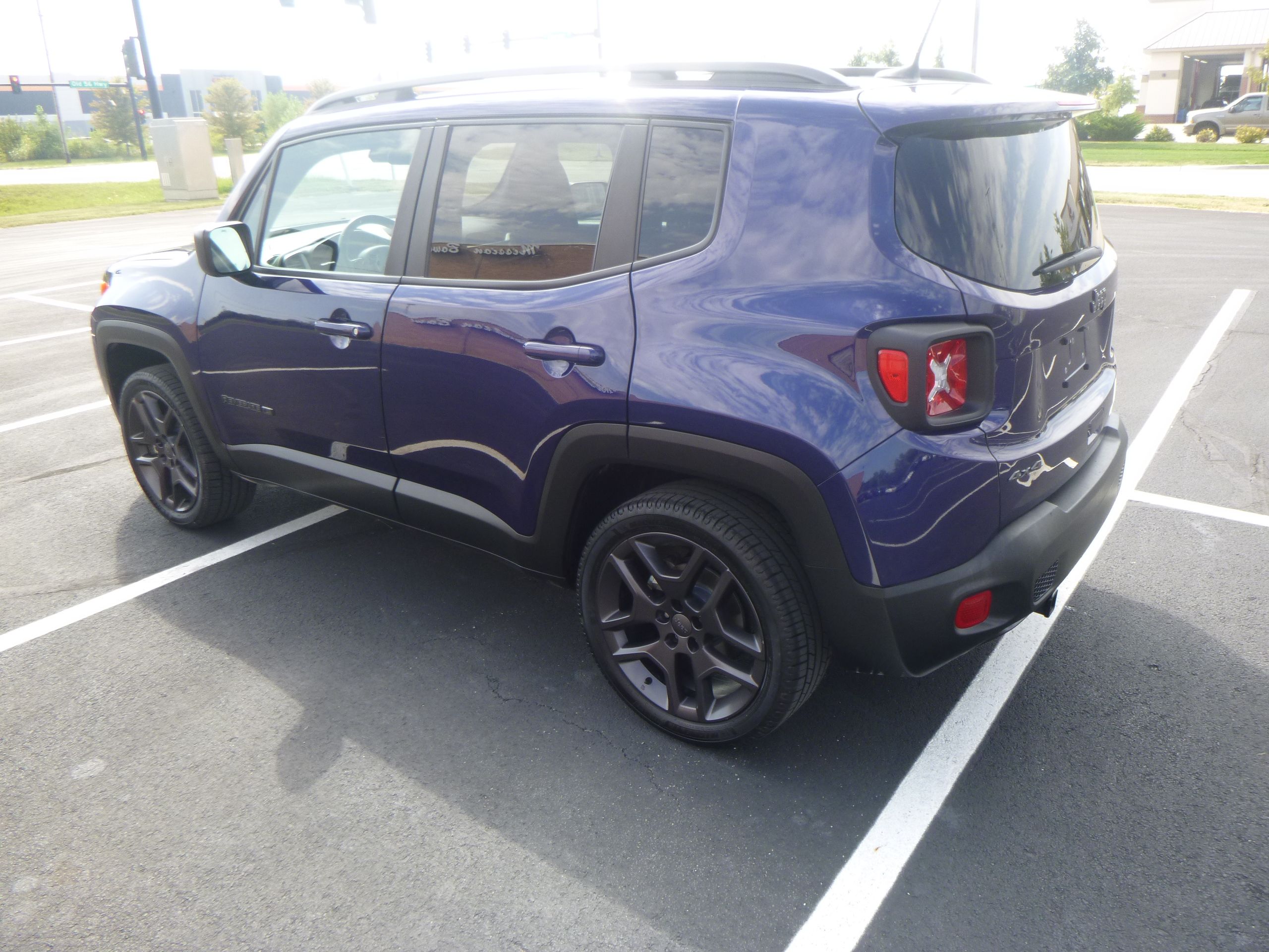 Used 2021 Jeep Renegade 75th Anniversary AWD/4WD image 8