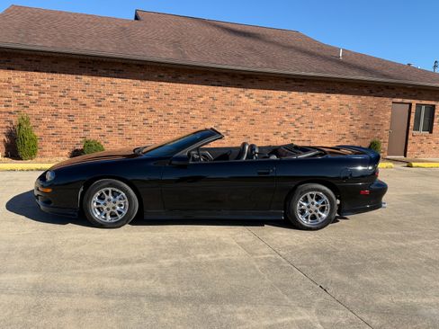 Used 2002 Chevrolet Camaro Z28 image 14