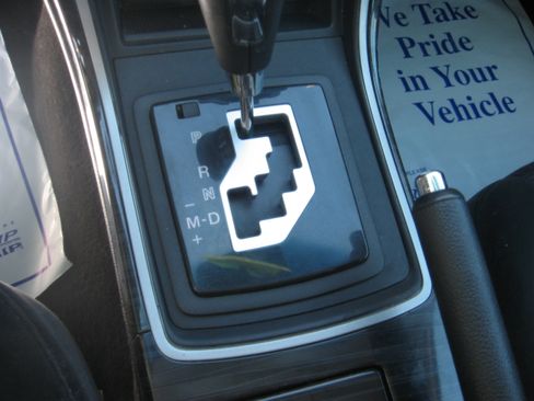 Used 2010 MAZDA MAZDA6 i FWD image 12