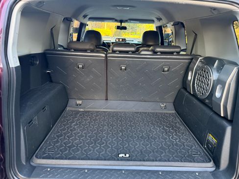 Used 2007 Toyota FJ Cruiser image 38