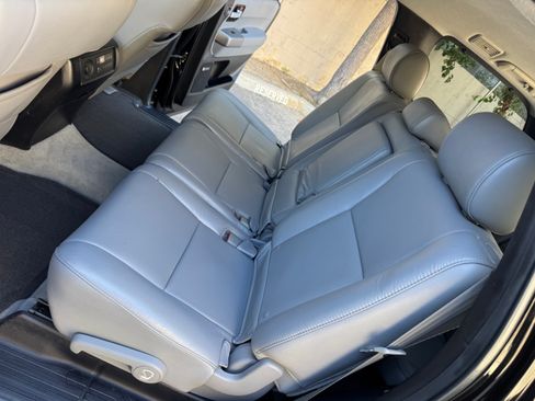Used 2011 Toyota Sequoia Limited image 21