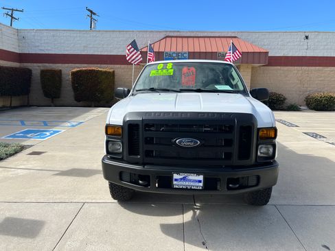 Used 2008 Ford F250 XL image 2