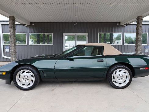 Used 1995 Chevrolet Corvette Convertible image 4