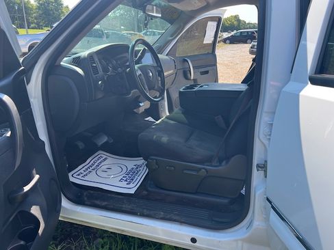 Used 2013 Chevrolet Silverado 1500 LT image 12