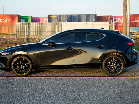 Used 2021 MAZDA MAZDA3 w/ Premium Package image 2