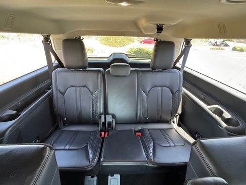 Used 2020 Ford Expedition Max 4WD Platinum image 20