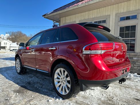 Used 2015 Lincoln MKX image 3