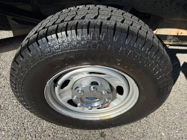 Used 2016 Ford F250 4x4 Regular Cab Super Duty image 16