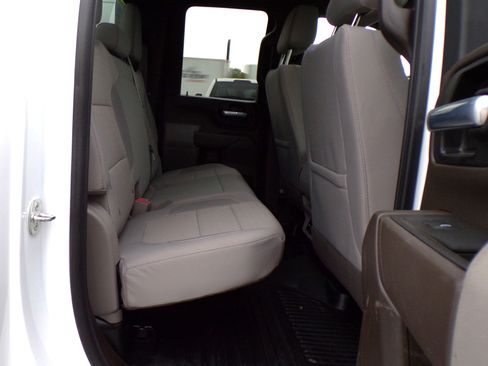 Used 2021 Chevrolet Silverado 2500 LT image 14