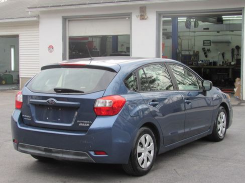 Used 2013 Subaru Impreza 2.0i image 6