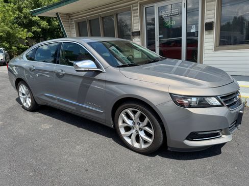 Used 2018 Chevrolet Impala Premier image 2