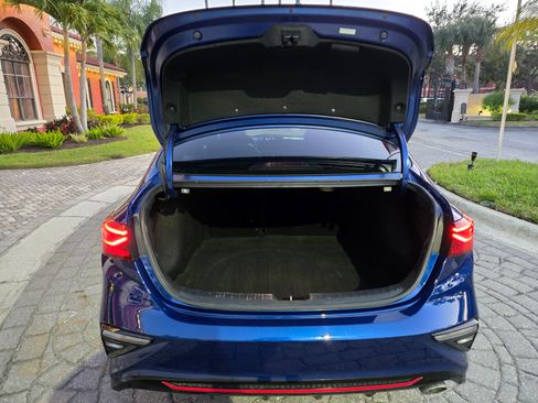 Used 2021 Kia Forte GT-Line image 36