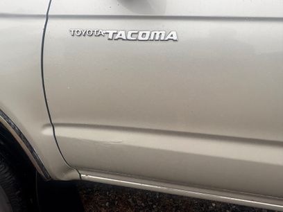 Used 2000 Toyota Tacoma 4x4 Regular Cab