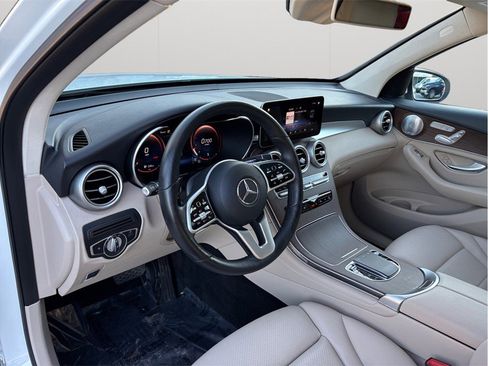 Used 2020 Mercedes-Benz GLC 300 image 6