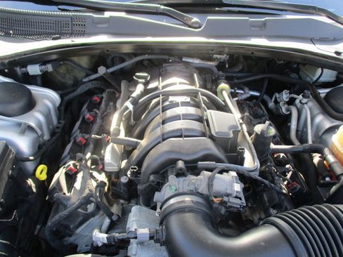 Used 2016 Dodge Charger SE image 47