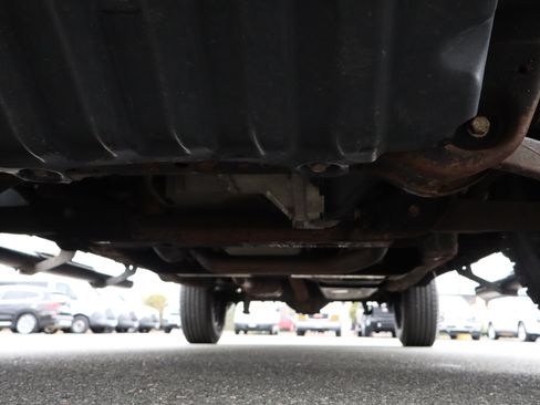 Used 2011 Chevrolet Silverado 1500 Classic W/T image 32