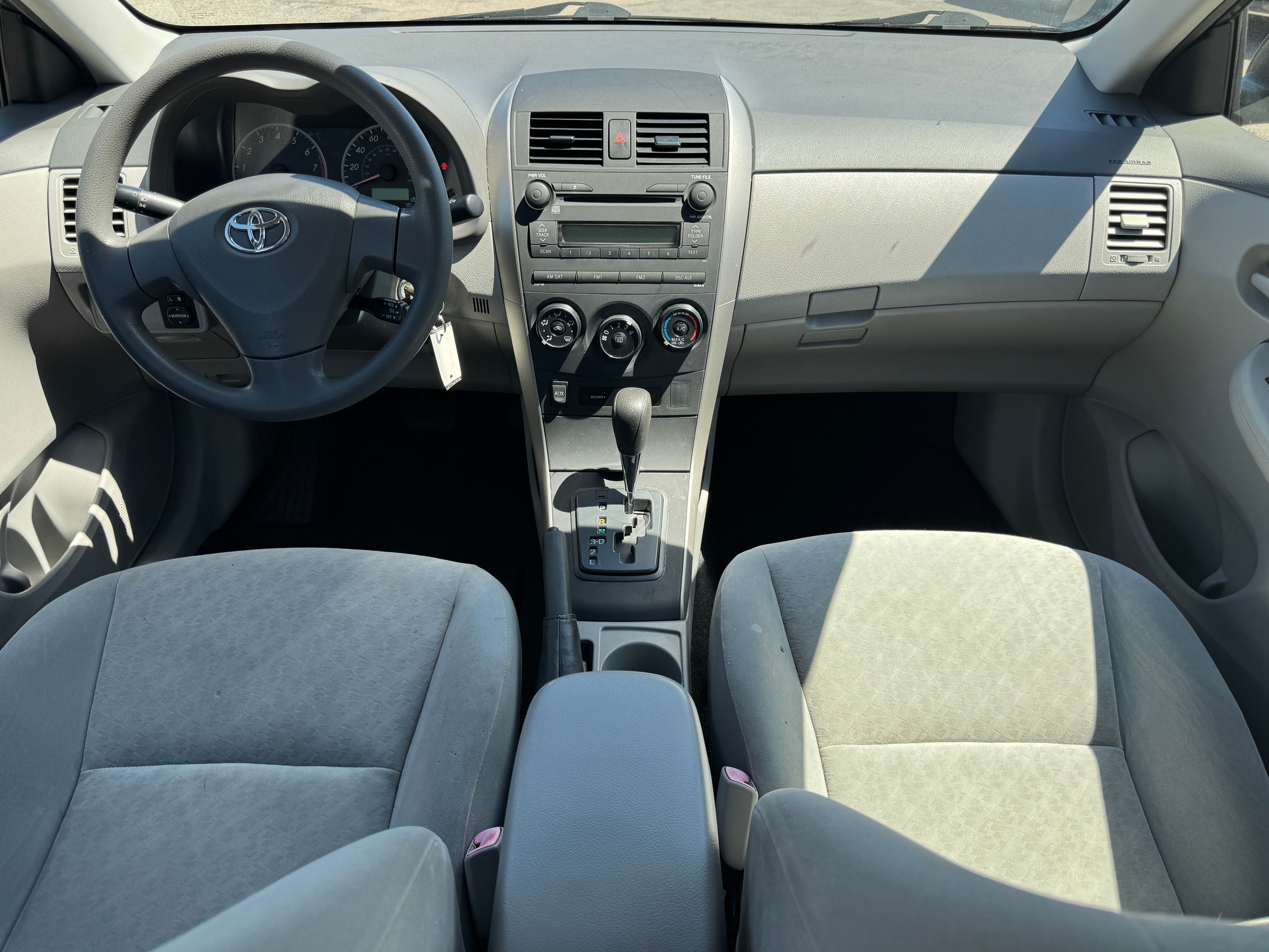 Used 2009 Toyota Corolla LE FWD image 18